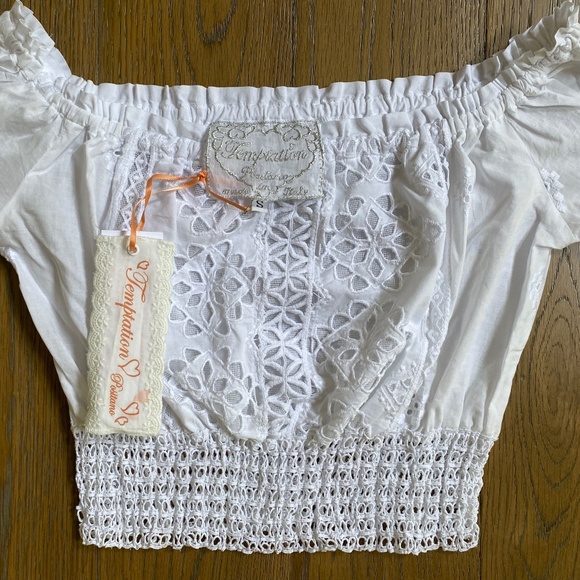 Smocked Ceca Off-The-Shoulder Lace Top New with tags - Picture 12 of 14